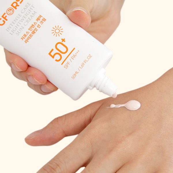GFORS Intense Care Lightweight Sun Cream SPF 50+ PA+++ - Image 2
